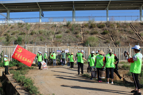 小营社区开展“保护滇池·清洁田园” 志愿者活动 中国科学网www.minimouse.com.cn 小营社区开展“保护滇池·清洁田园” 志愿者活动 中国科学网www.minimouse.com.cn